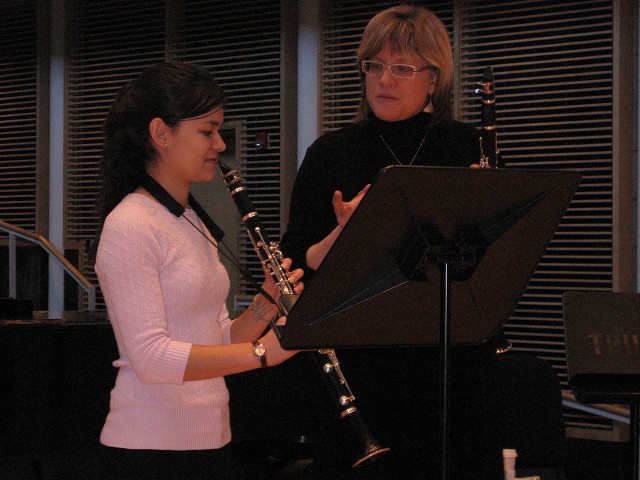 Master class with guest clarinetist Diana Haskell from the St. Louis Symphony