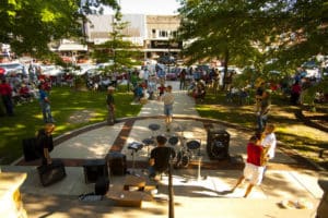 Summer Music on the Courthouse Lawn